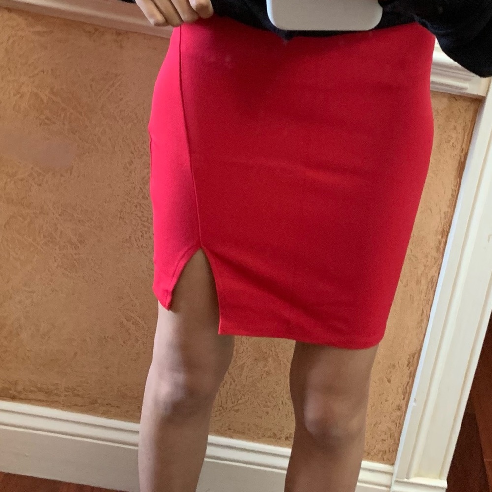red mini pencil skirt